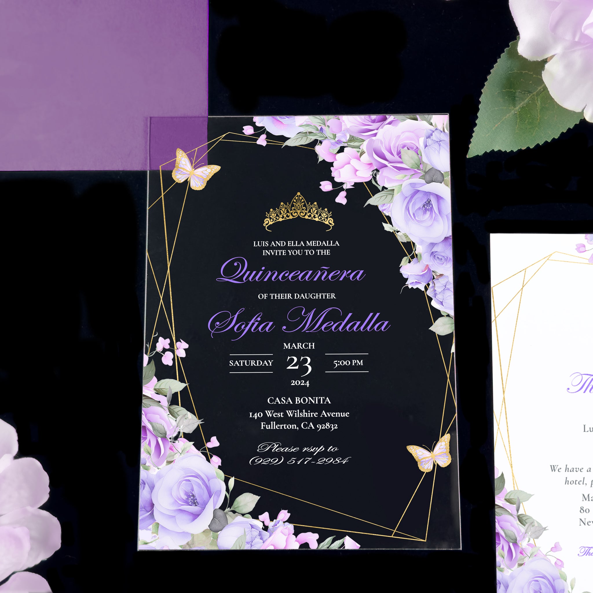 Invitación De Quinceañera en Acrílico Transparente con Mariposas Lavandas - Leila